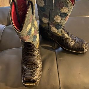 Vintage Ariat Women’s Cowboy Boots